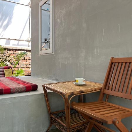Banyan Tree Hostel Kampot Eksteriør billede