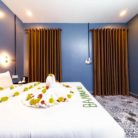 Banyan Tree Hostel Kampot Eksteriør billede