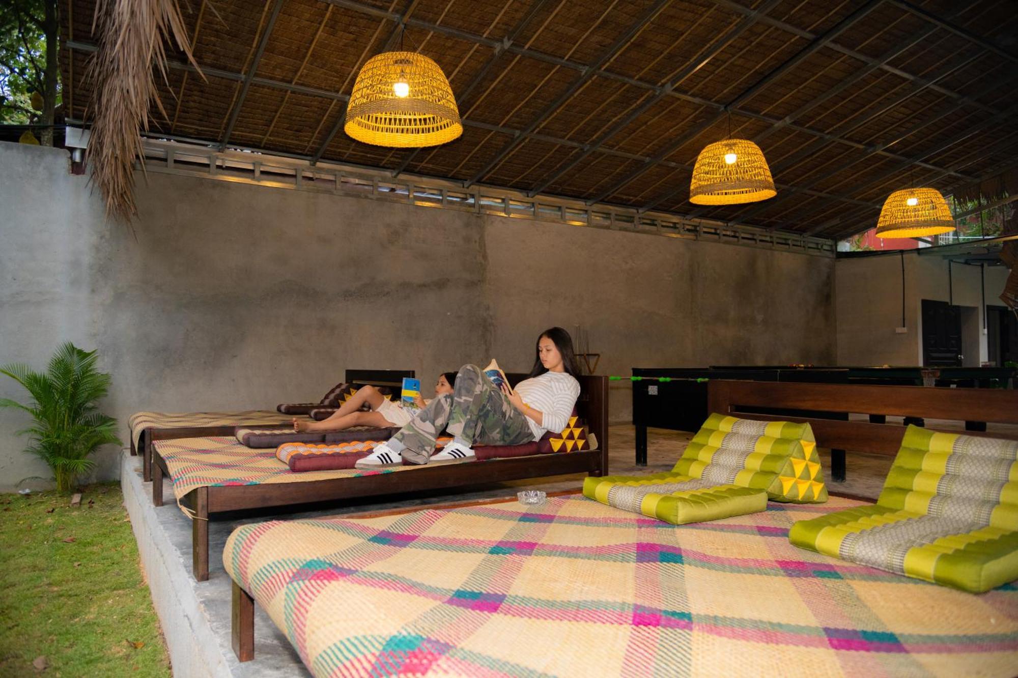 Banyan Tree Hostel Kampot Eksteriør billede