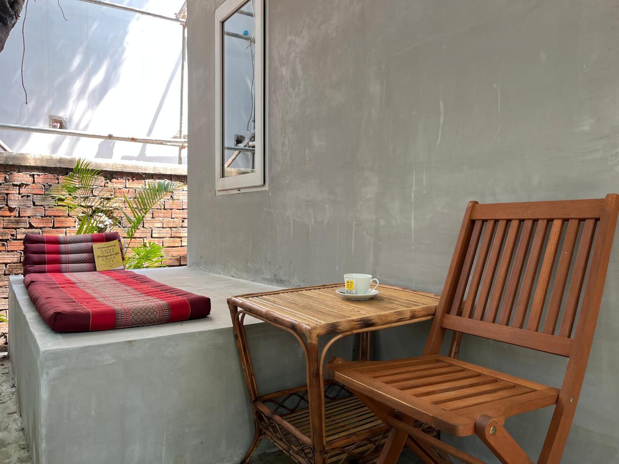 Banyan Tree Hostel Kampot Eksteriør billede