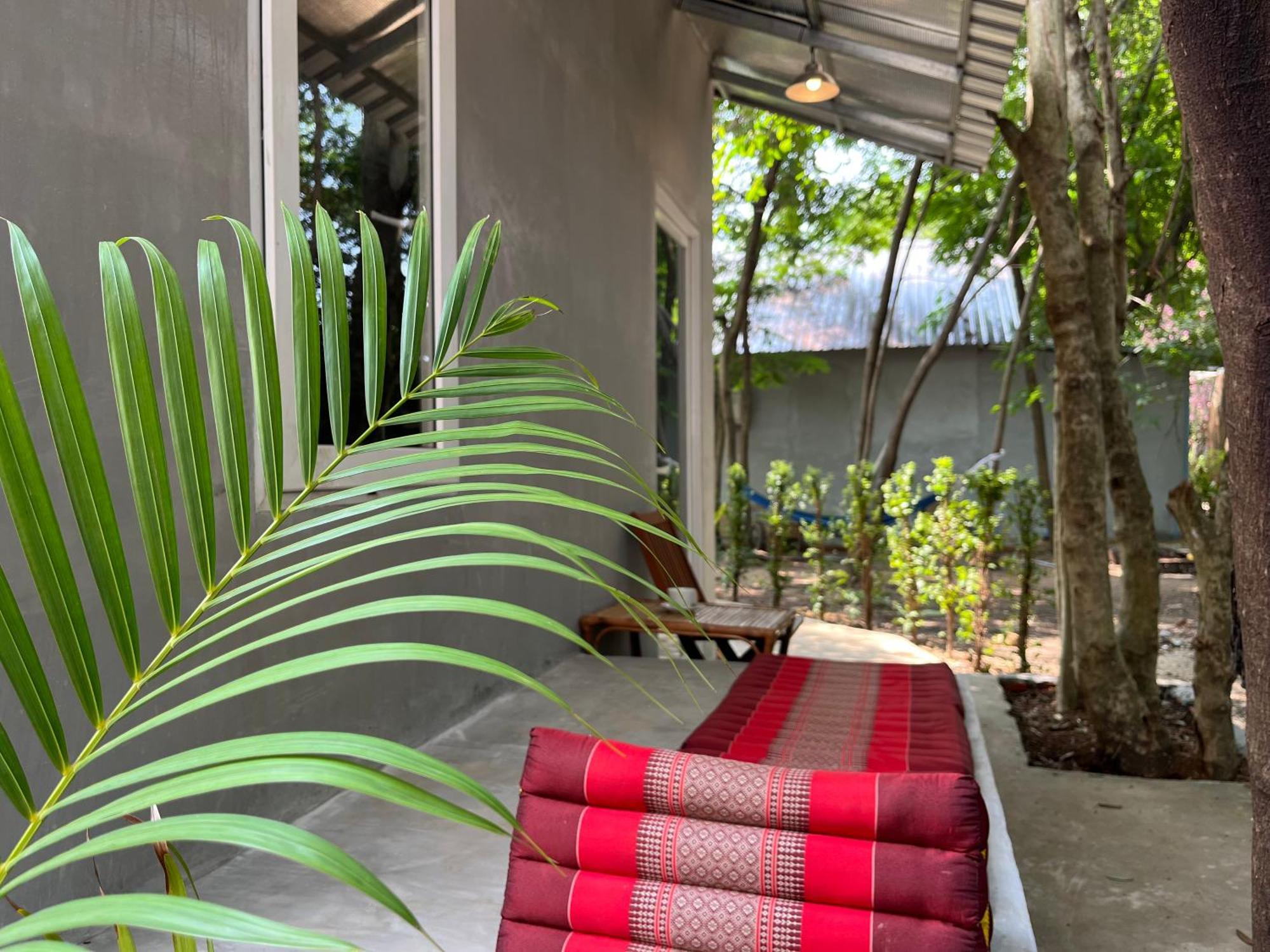Banyan Tree Hostel Kampot Eksteriør billede