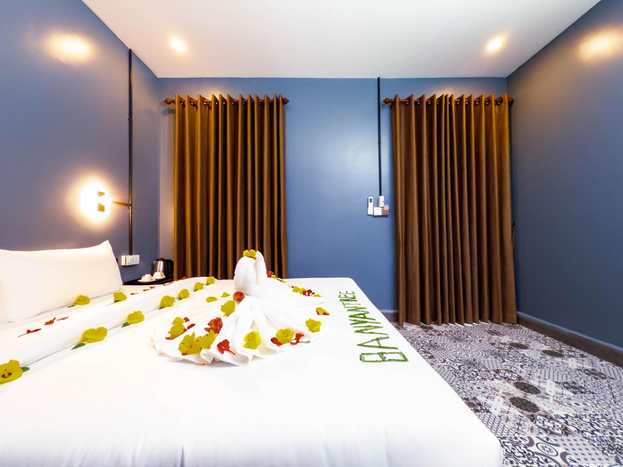 Banyan Tree Hostel Kampot Eksteriør billede
