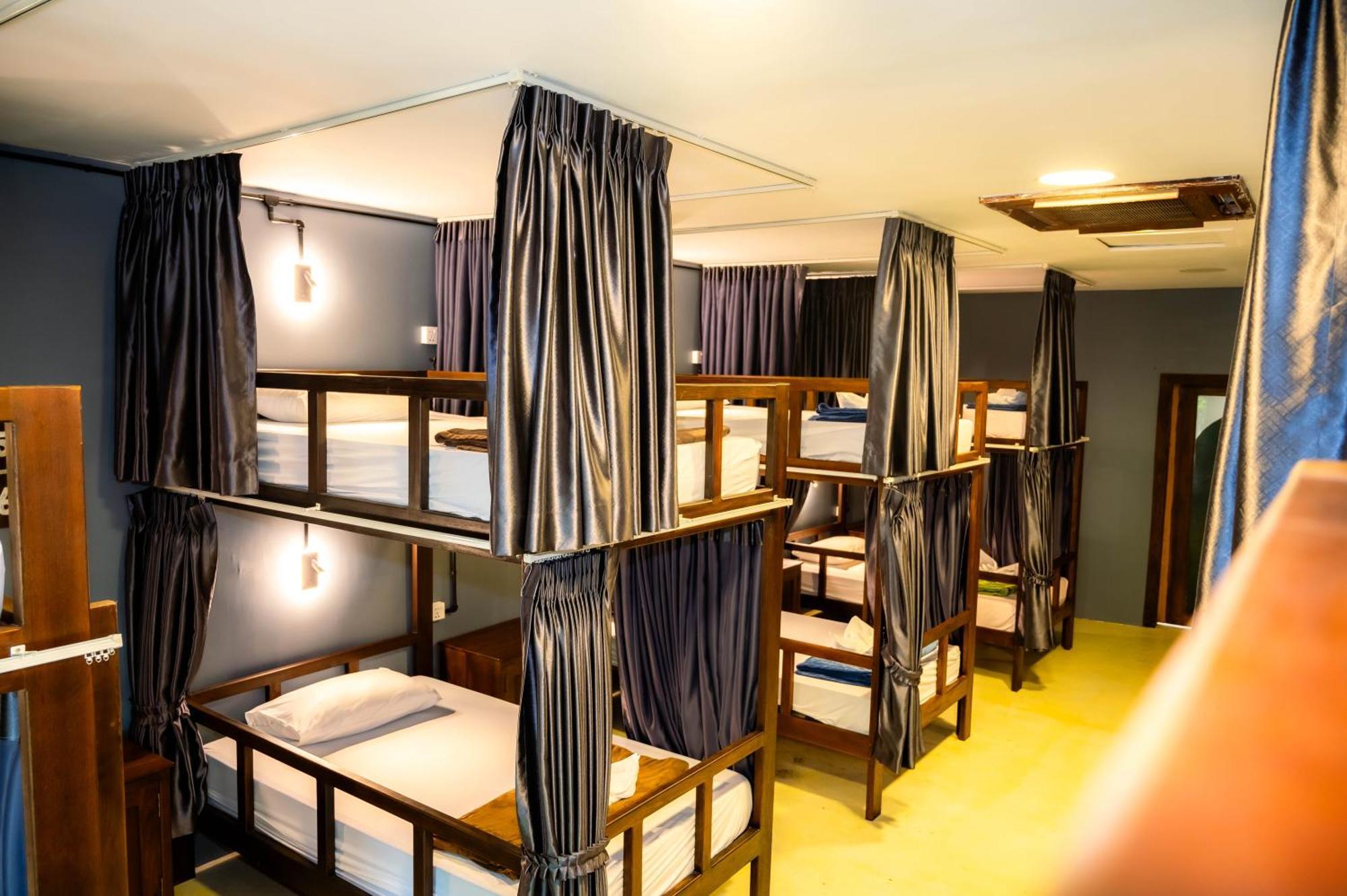Banyan Tree Hostel Kampot Eksteriør billede