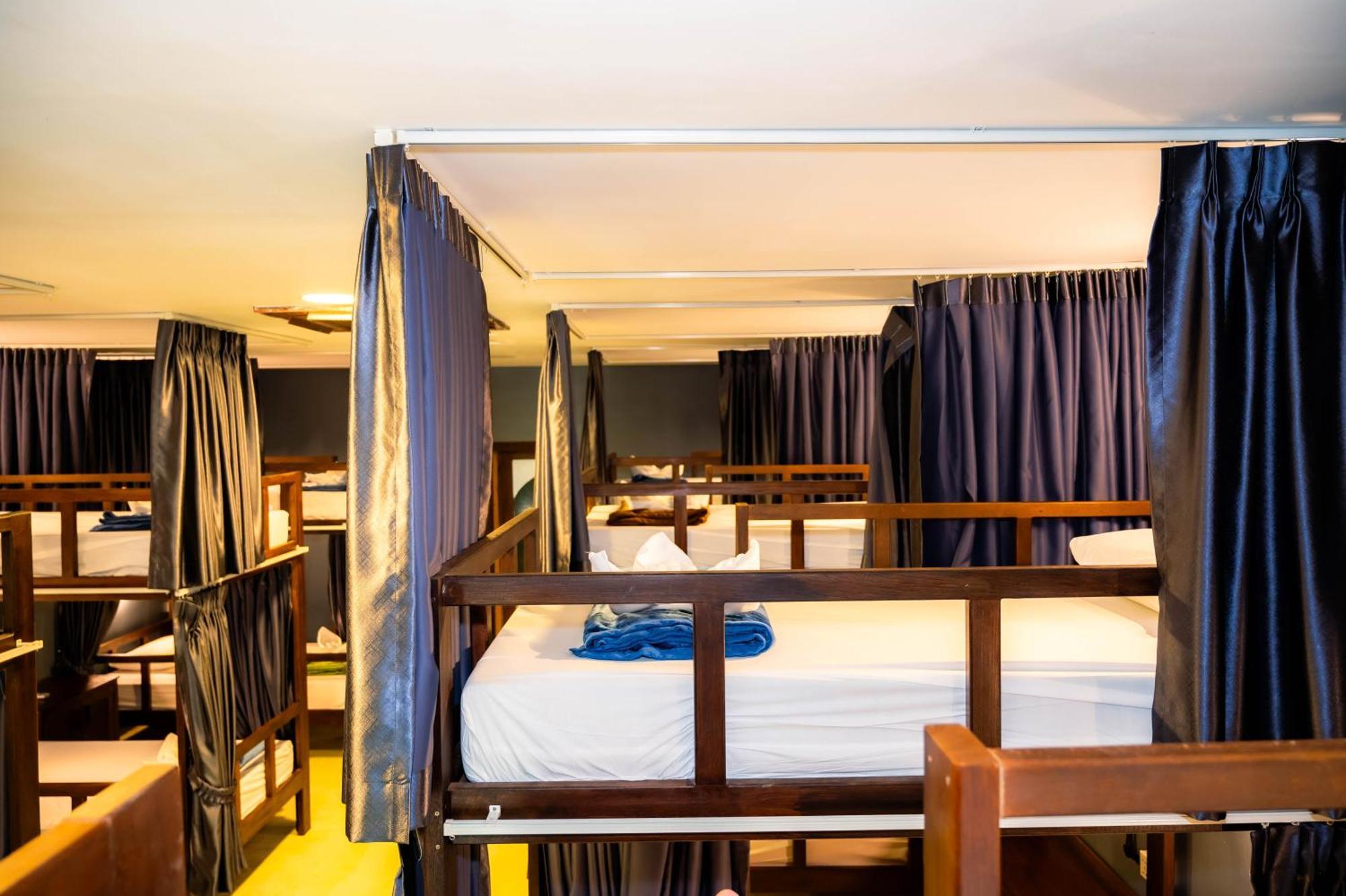 Banyan Tree Hostel Kampot Eksteriør billede